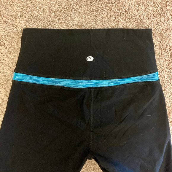 NWT Yoga Pants - Picture 6 of 7